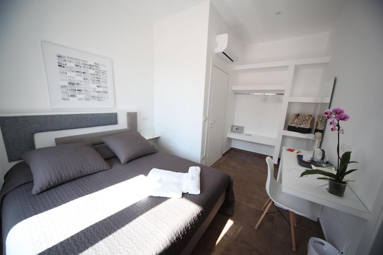 Essence Bed & Breakfast Барлета Екстериор снимка